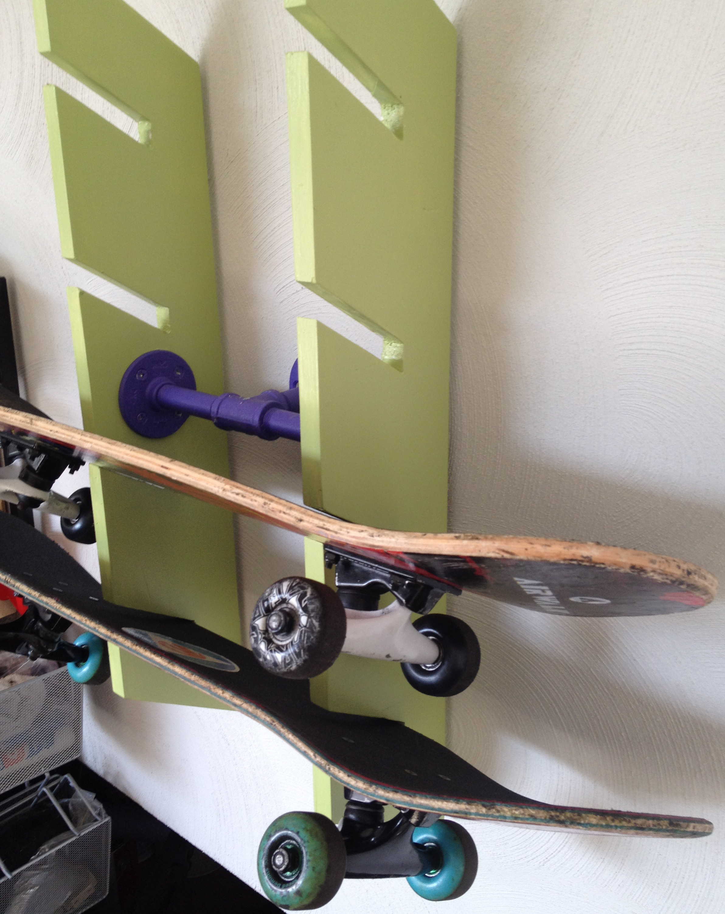 Skateboard Rack DIY
 Skateboard Rack