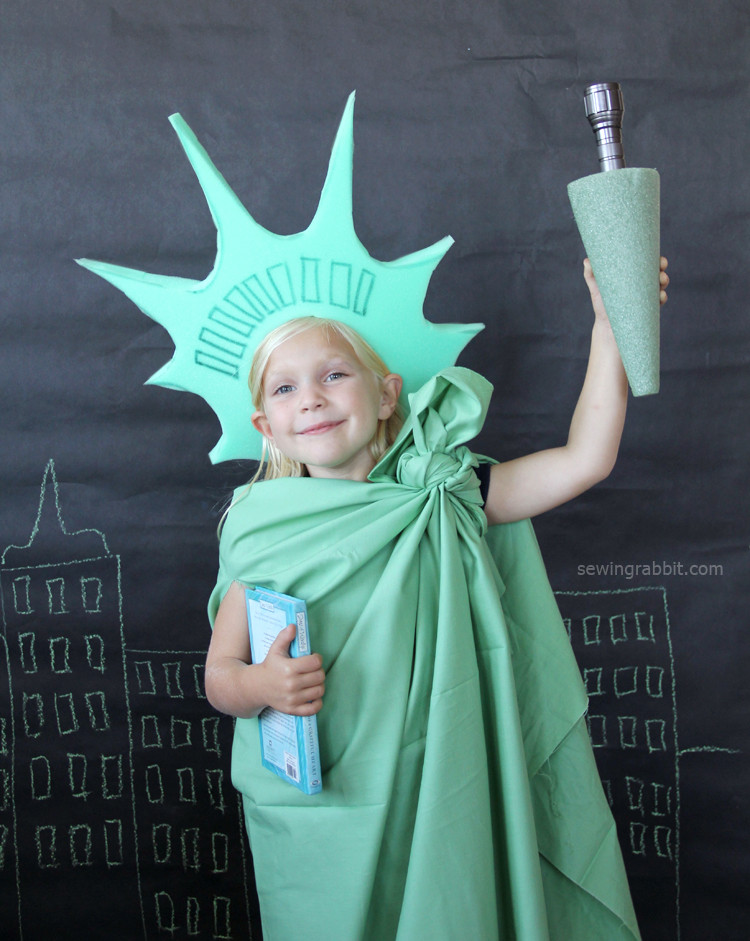 Statue Of Liberty Costume DIY
 Last Minute Statue of Liberty Costume The Sewing Rabbit