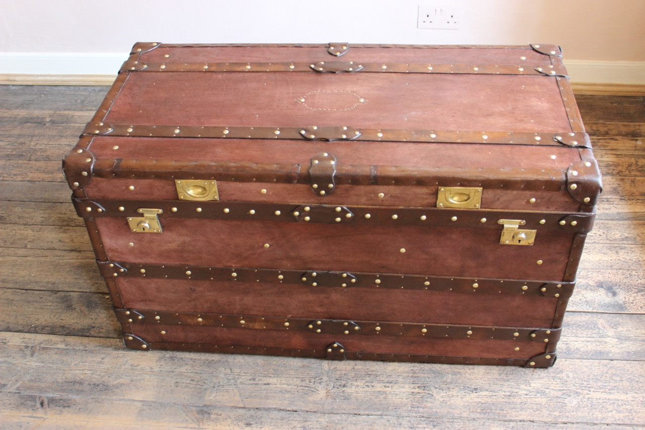 Best ideas about Steamer Trunk Coffee Table
. Save or Pin Bespoke Steamer Trunk Coffee Table in Leather Leather Now.