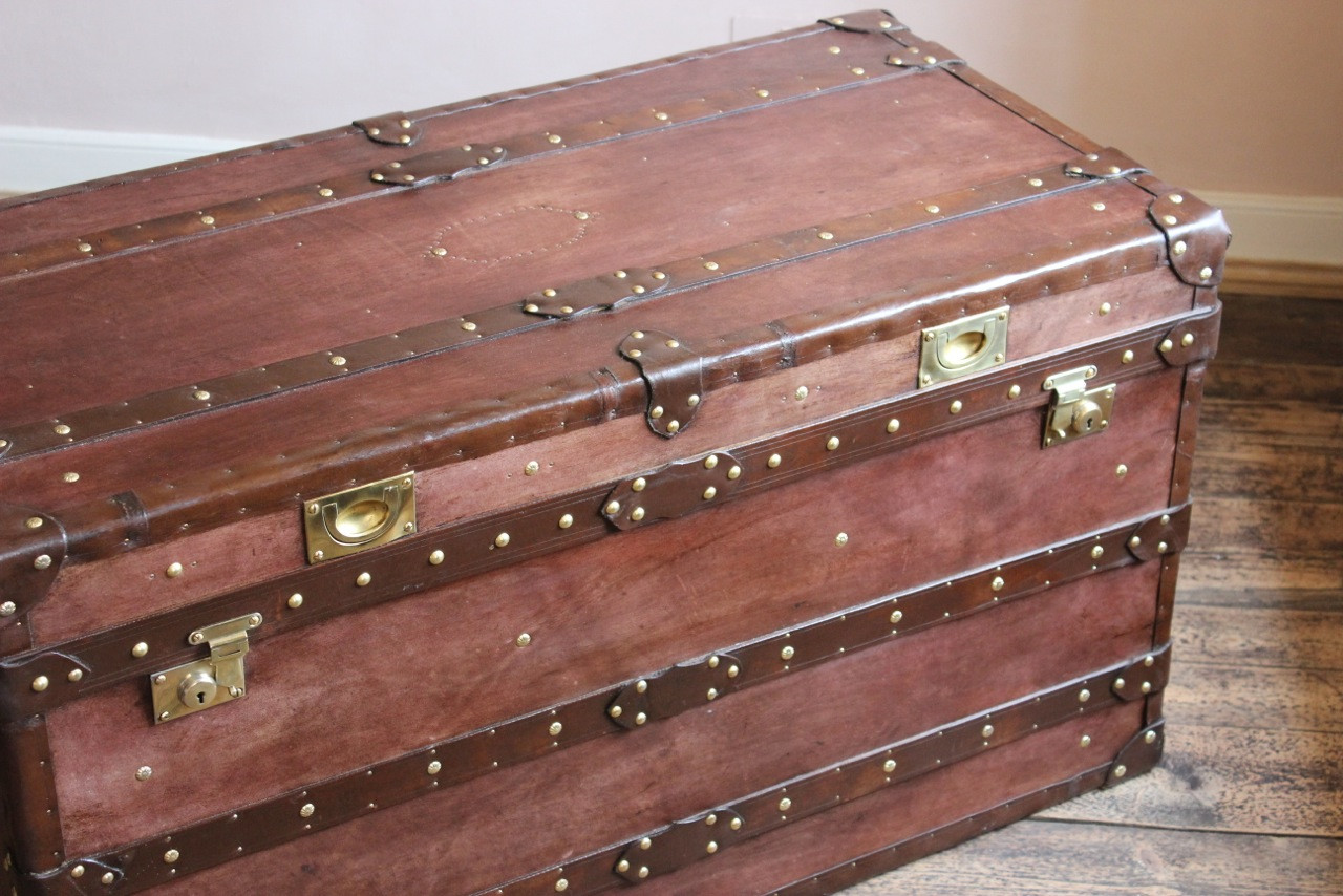 Best ideas about Steamer Trunk Coffee Table
. Save or Pin Bespoke Steamer Trunk Coffee Table in Leather Leather Now.