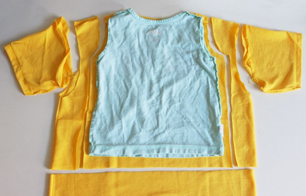 T Shirt Costumes DIY
 DIY Bee Costume Big Kid Tee into Toddler Tee Cutesy Crafts