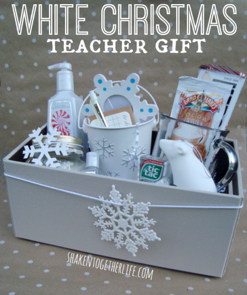 Teacher Holiday Gift Ideas
 15 Easy Christmas Gifts For Teachers Over The Big Moon