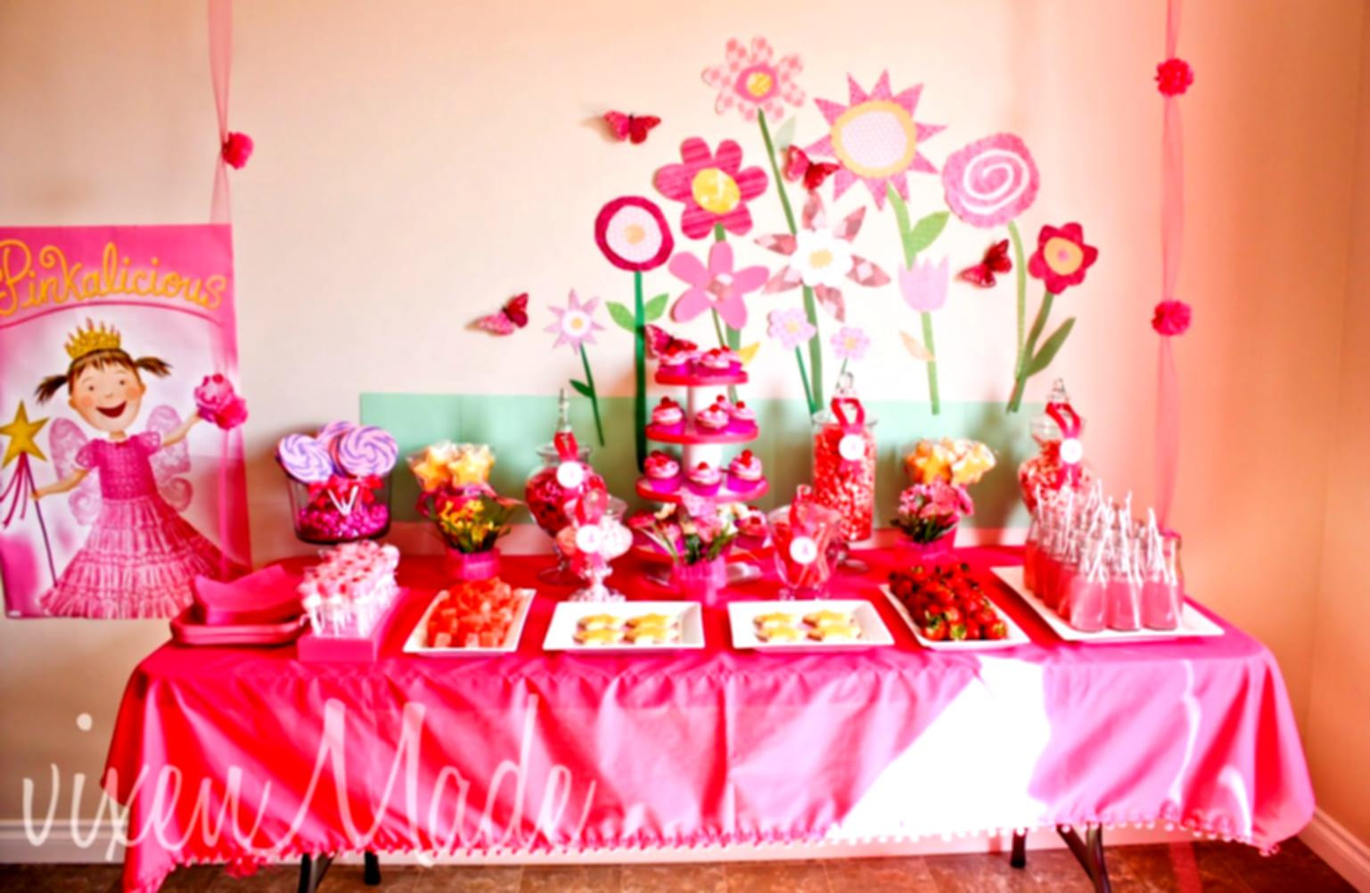 Teen Girl Birthday Party
 50 Sweet Girls Party Ideas Birthday Decoration For Teenage