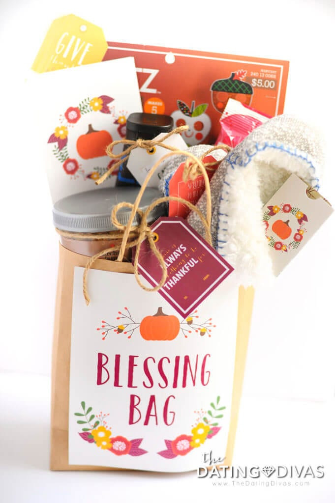 Thanksgiving Gift Ideas For Teachers
 8 Quick & Simple Thanksgiving Teacher Gifts