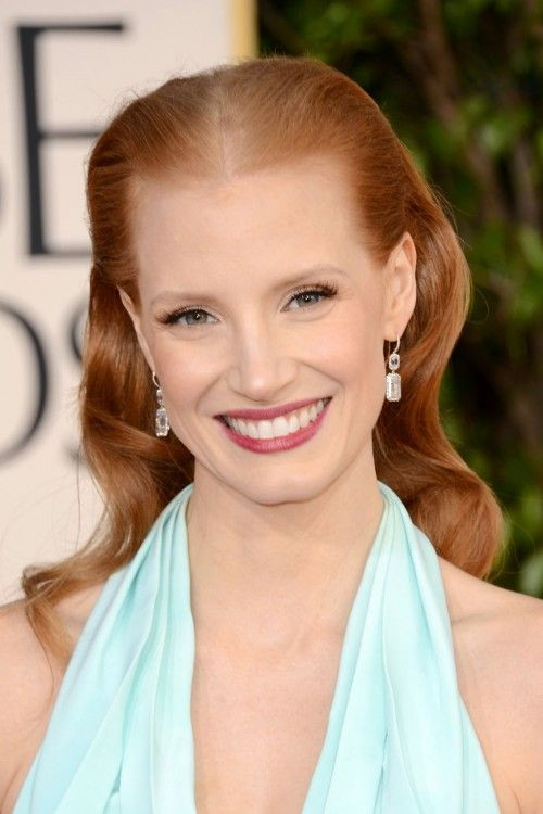 Thinning Hairstyles Women
 Jessica Chastain Oye vey with that middle part It draws