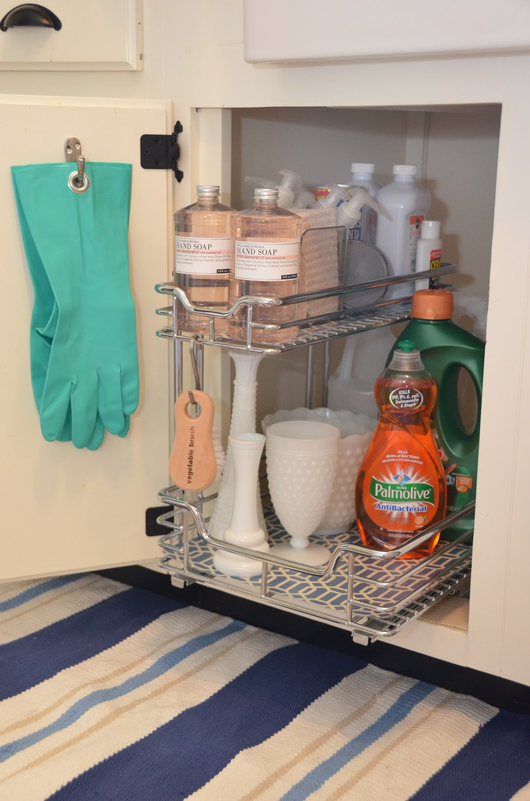 Best ideas about Under Cabinet Storage Ideas
. Save or Pin 16 Renovations Under Your Sink That Will Wow Now.