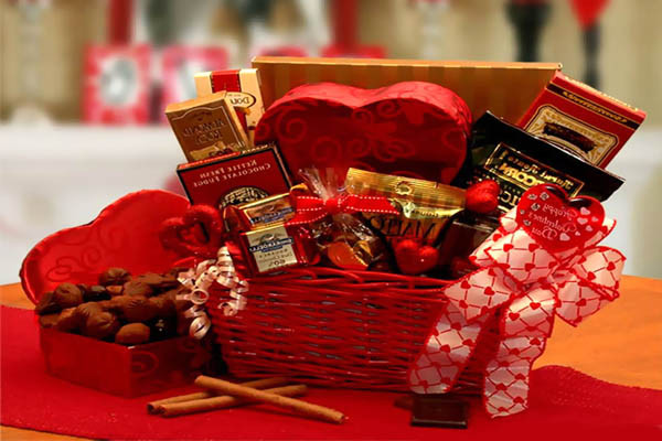 Unique Valentine Day Gift Ideas
 7 Special Valentine s Day Gift Ideas for Him