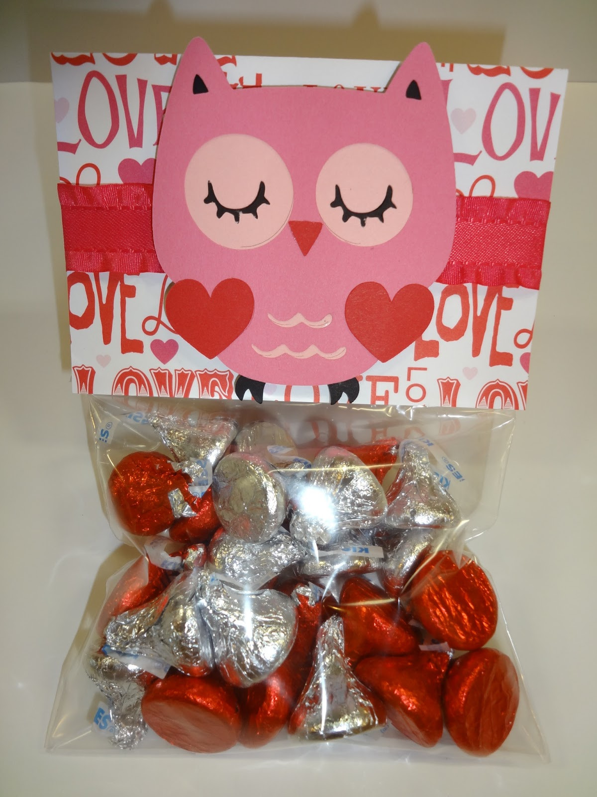 Valentines Gift Bag Ideas
 Create your Classroom Valentine s Day Goo Bags for