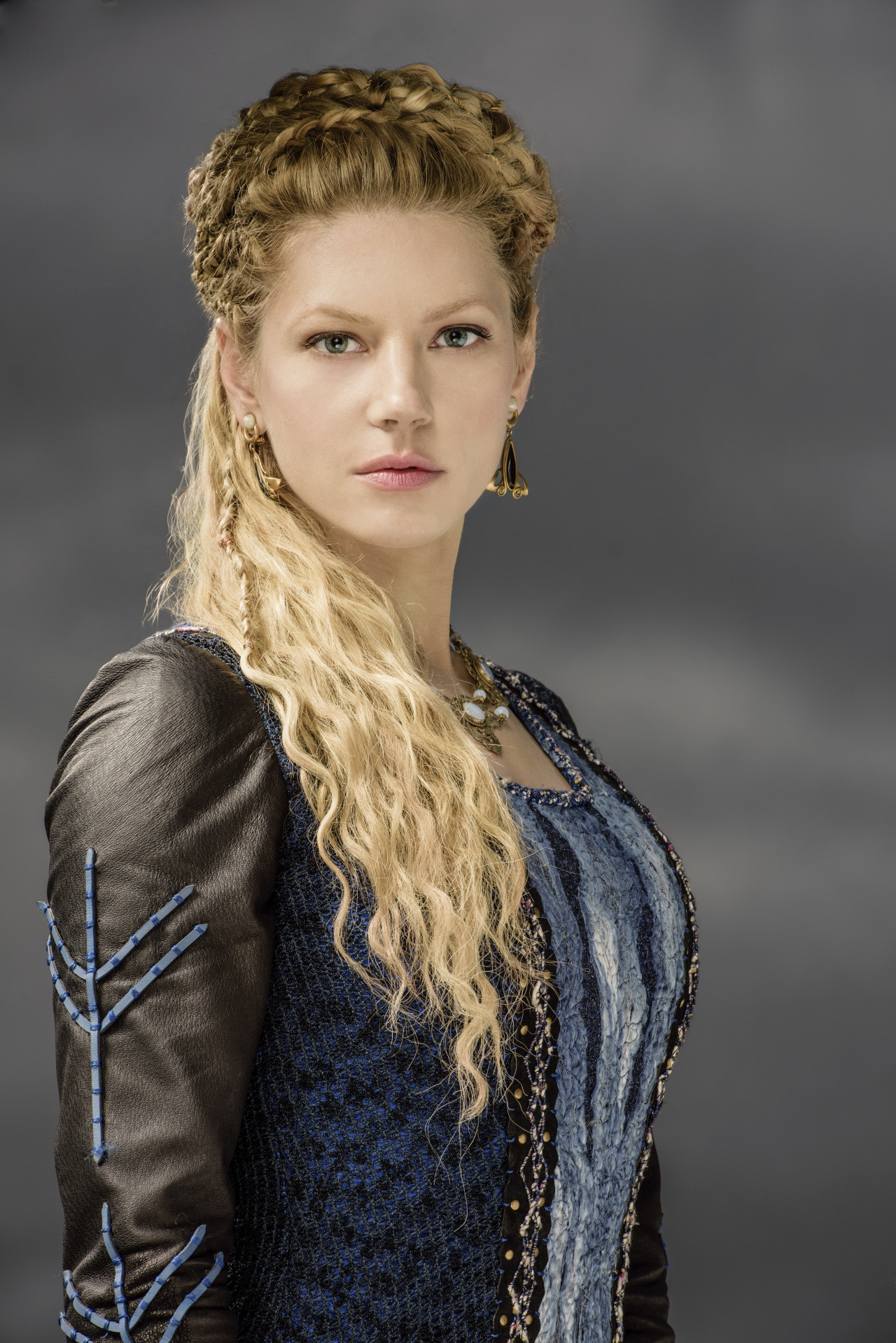 Viking Hairstyle Female
 Katheryn Winnick Lagertha’s Hairstyle in Vikings – StrayHair