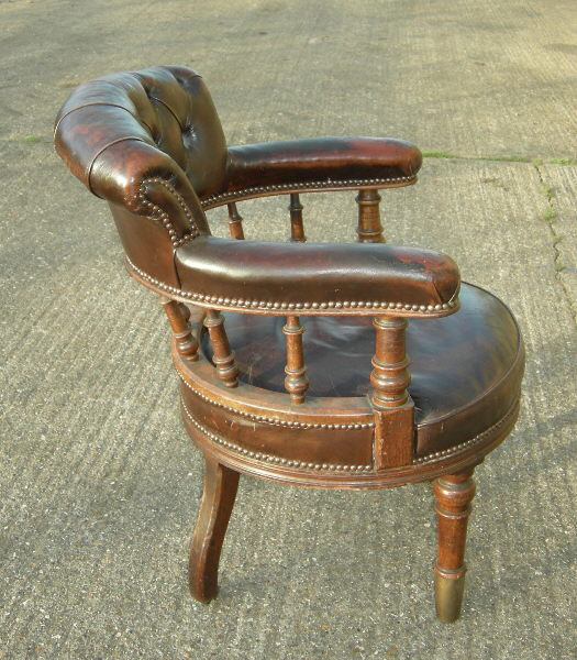Best ideas about Vintage Desk Chair
. Save or Pin ANTIQUE FURNITURE WAREHOUSE Antique Leather Desk Chair Now.
