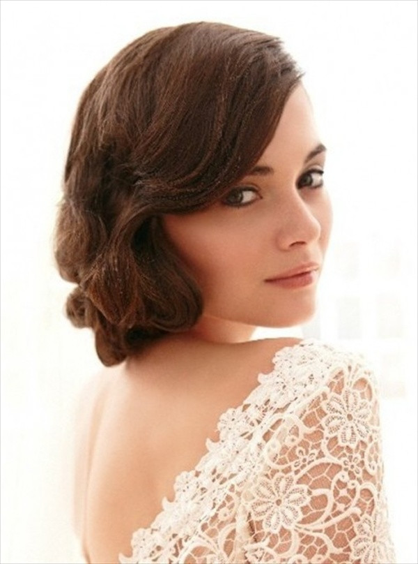 Vintage Updo Hairstyle
 Vintage Hairstyles that Match Your Vintage Dress Hair