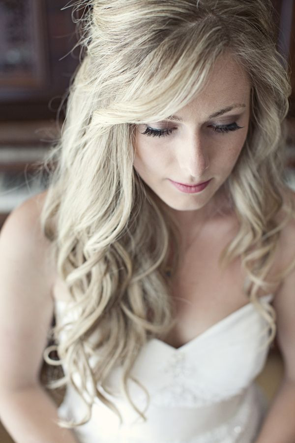 Wedding Curly Hairstyle
 18 Perfect Curly Wedding Hairstyles Pretty Designs
