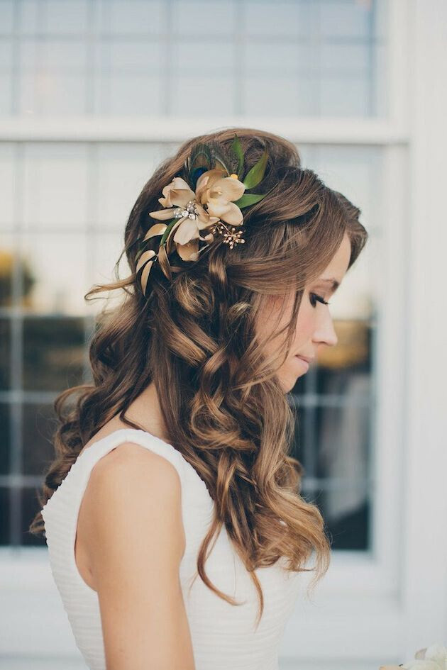 Wedding Curly Hairstyle
 16 Super Charming Wedding Hairstyles for 2019 Pretty Designs