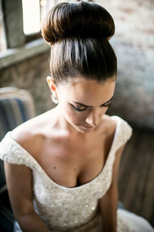 Wedding Hairstyle Buns
 12 Romantic Wedding Hairstyles for Beautiful Long Hair
