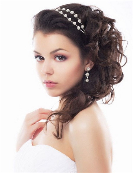 Best ideas about Wedding Hairstyle For Round Face
. Save or Pin Bridal hairstyles for round faces Now.