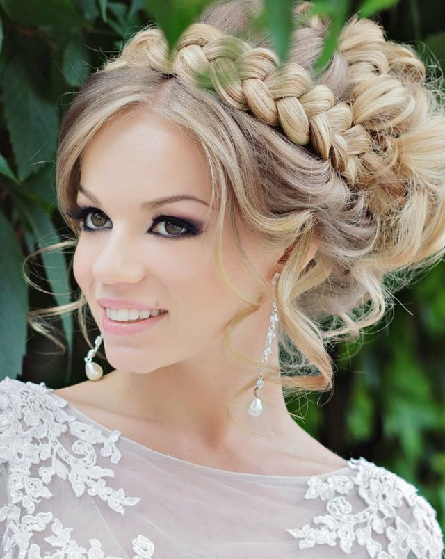 Wedding Hairstyle Medium Length
 Wedding Hairstyle for Medium Hair