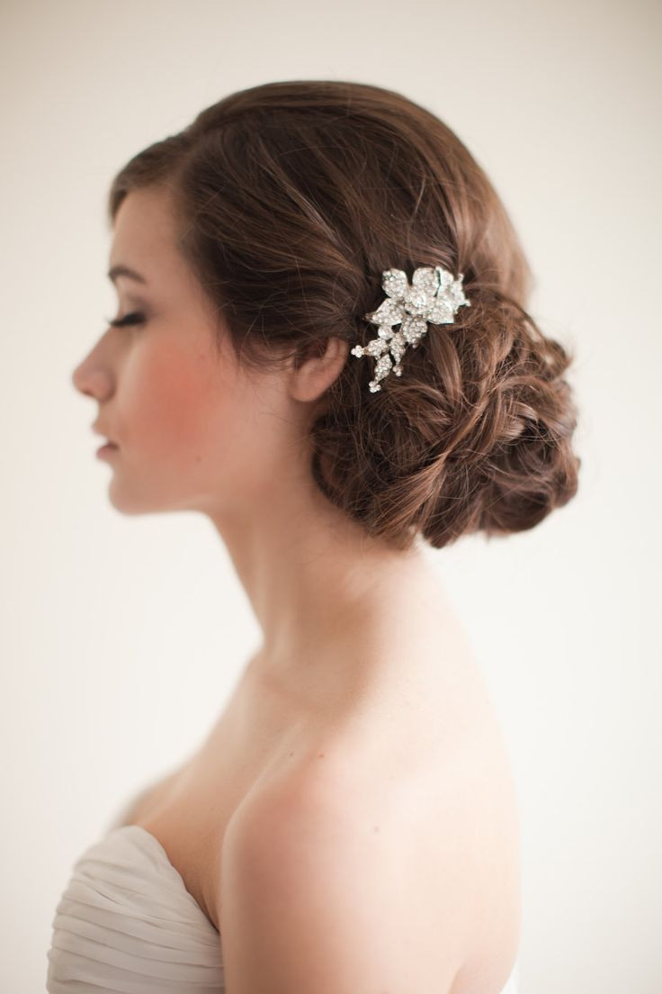 Wedding Hairstyle Side Bun
 Best 25 Bridal side bun ideas on Pinterest