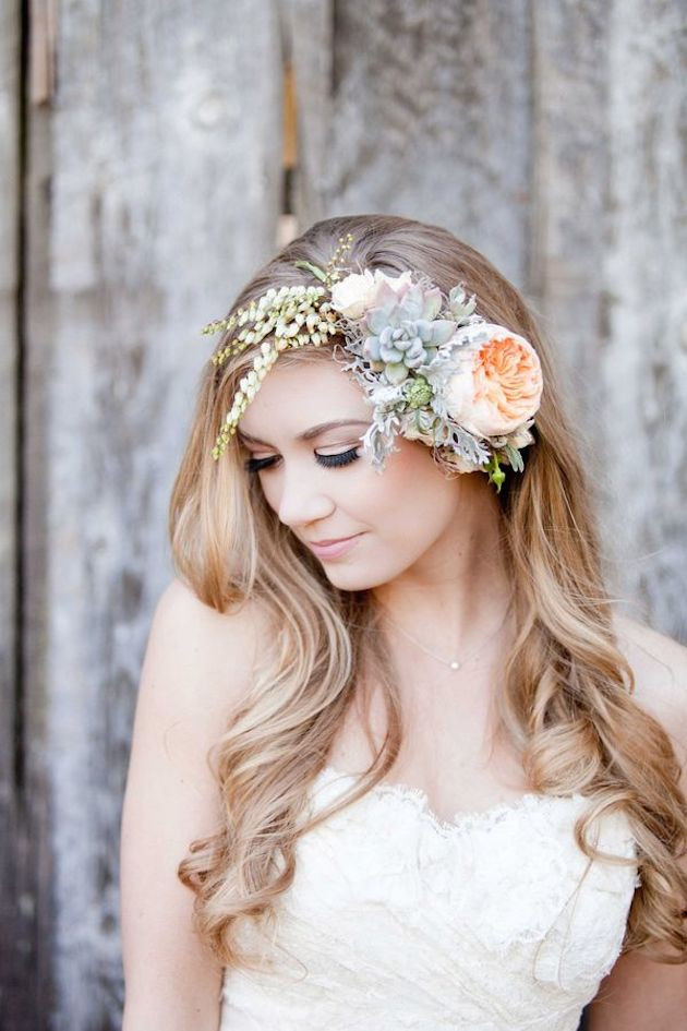 Wedding Hairstyle With Flowers
 Wedding Hairstyles with Flowers Hairstyle For Women