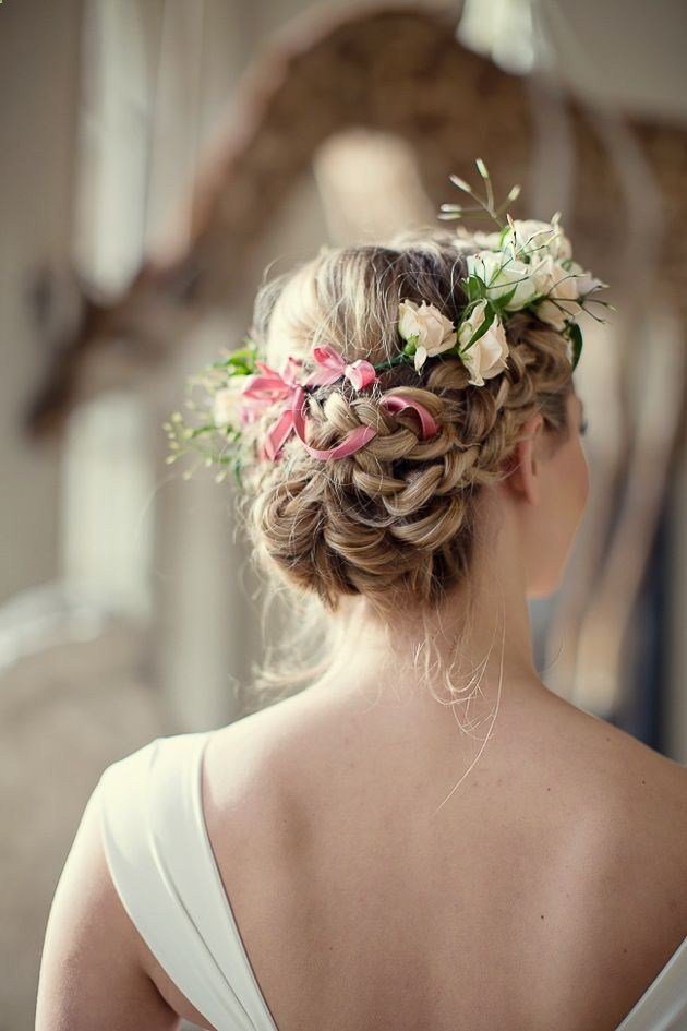 Wedding Hairstyle With Flowers
 23 Glamorous Bridal Hairstyles with Flowers Pretty Designs