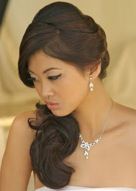 Wedding Hairstyles To The Side
 Side swept bridal hairstyles