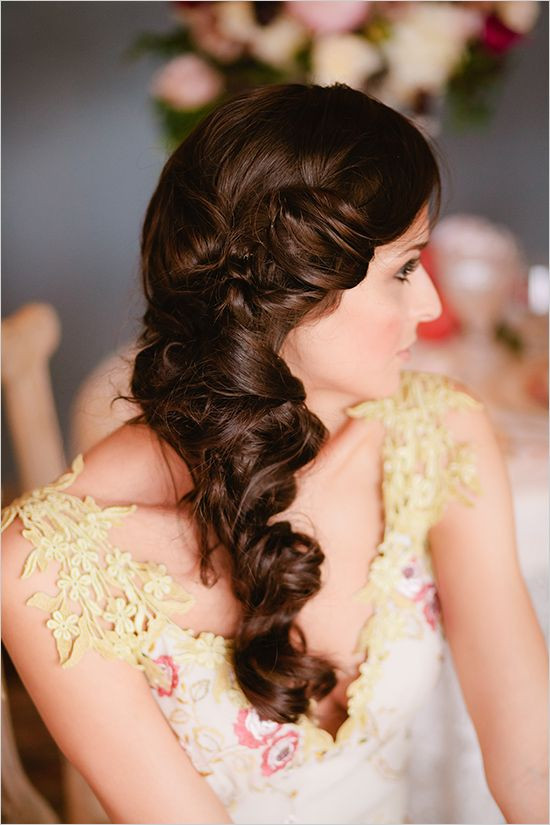 Wedding Hairstyles To The Side
 15 Romantic Bridal Hairstyles for the Season Pretty Designs
