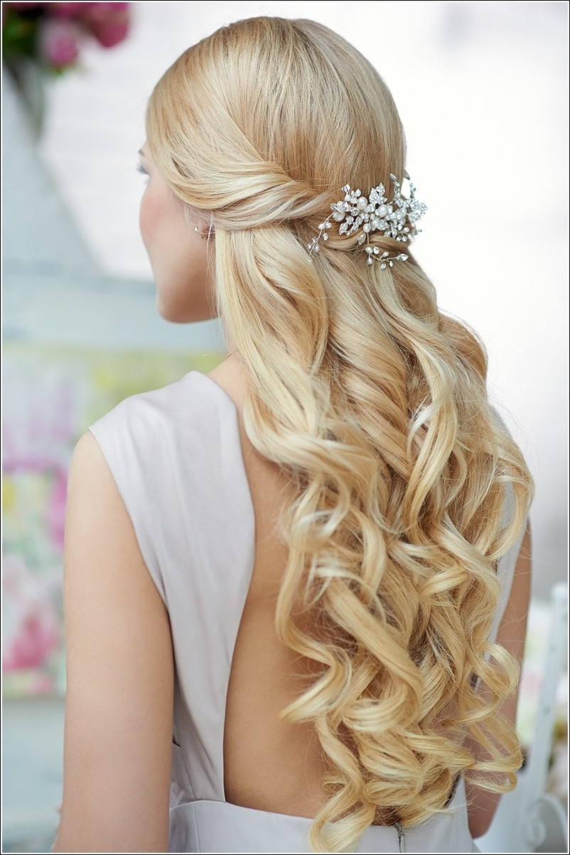 Wedding Hairstyles Up Or Down
 5 Beautiful Bridal Hairstyles – CONTESSA’s Picks