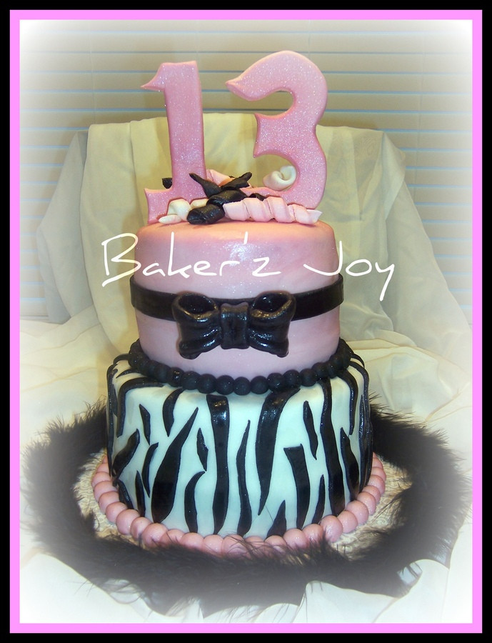 Best ideas about 13 Year Old Girl Birthday Cake
. Save or Pin This Cake Is A Perfect Example A Typical 13 Year Old’s Now.