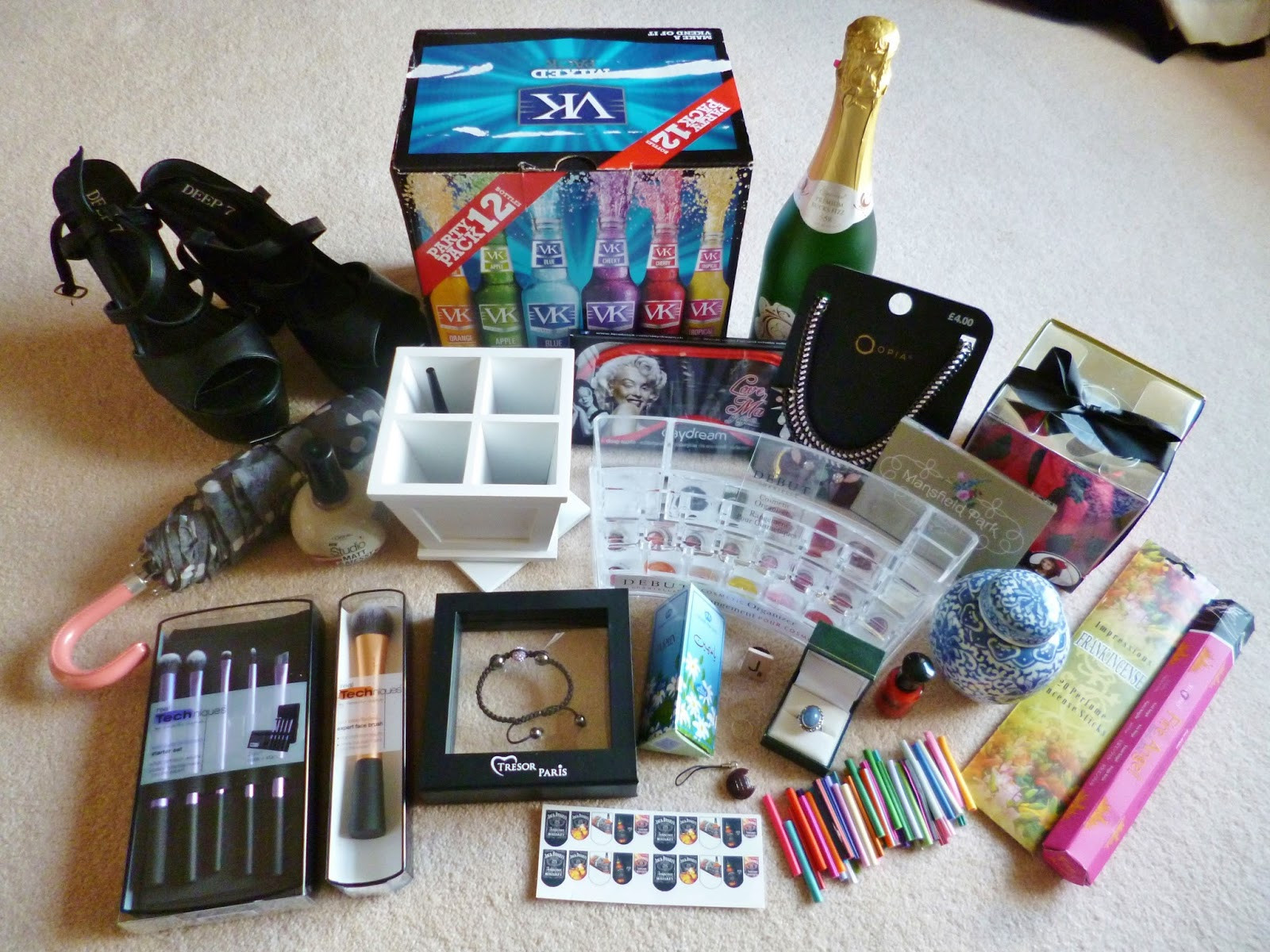 Best ideas about 21 Birthday Gifts For Her
. Save or Pin Painted Glitter Haul Now.