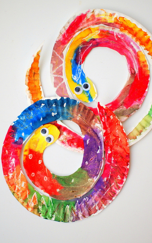 Best ideas about Art Ideas For Preschoolers
. Save or Pin Easy and Colorful Paper Plate Snakes Now.