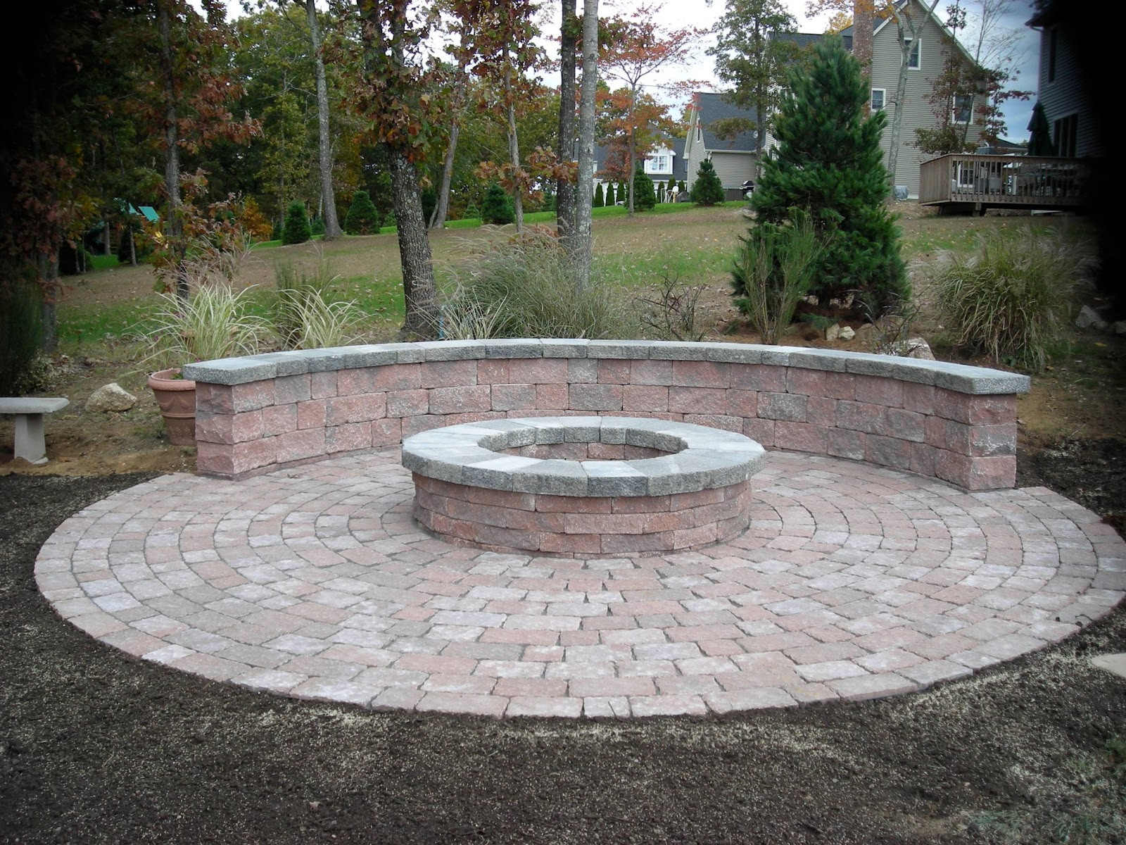 Best ideas about Backyard Fire Pit Designs
. Save or Pin How to Create Fire Pit on Yard Simple Backyard Fire Pit Now.