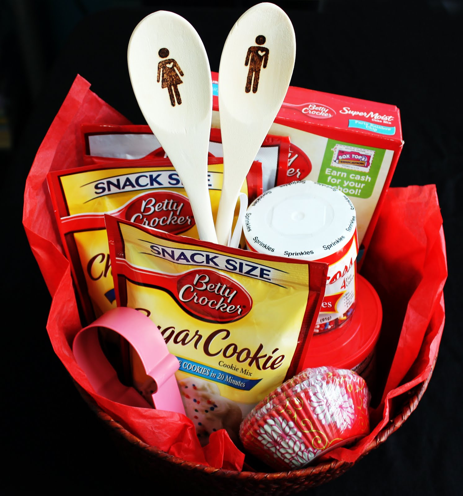 Best ideas about Baking Gift Baskets Ideas
. Save or Pin Tiffzippy just zipping through DIY Baking Gift Basket Now.