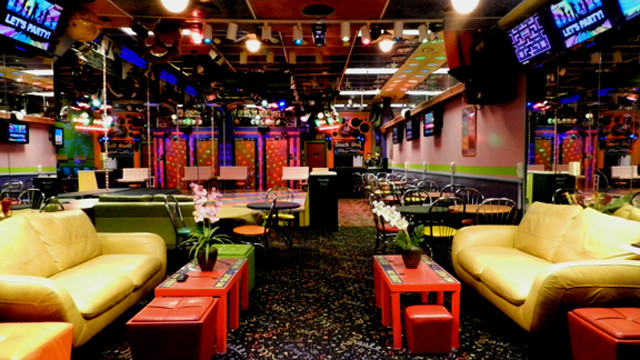 Best ideas about Cool Places To Have A Birthday Party
. Save or Pin Colors Birthday Party Places TEEN DANCE PARTIES Now.