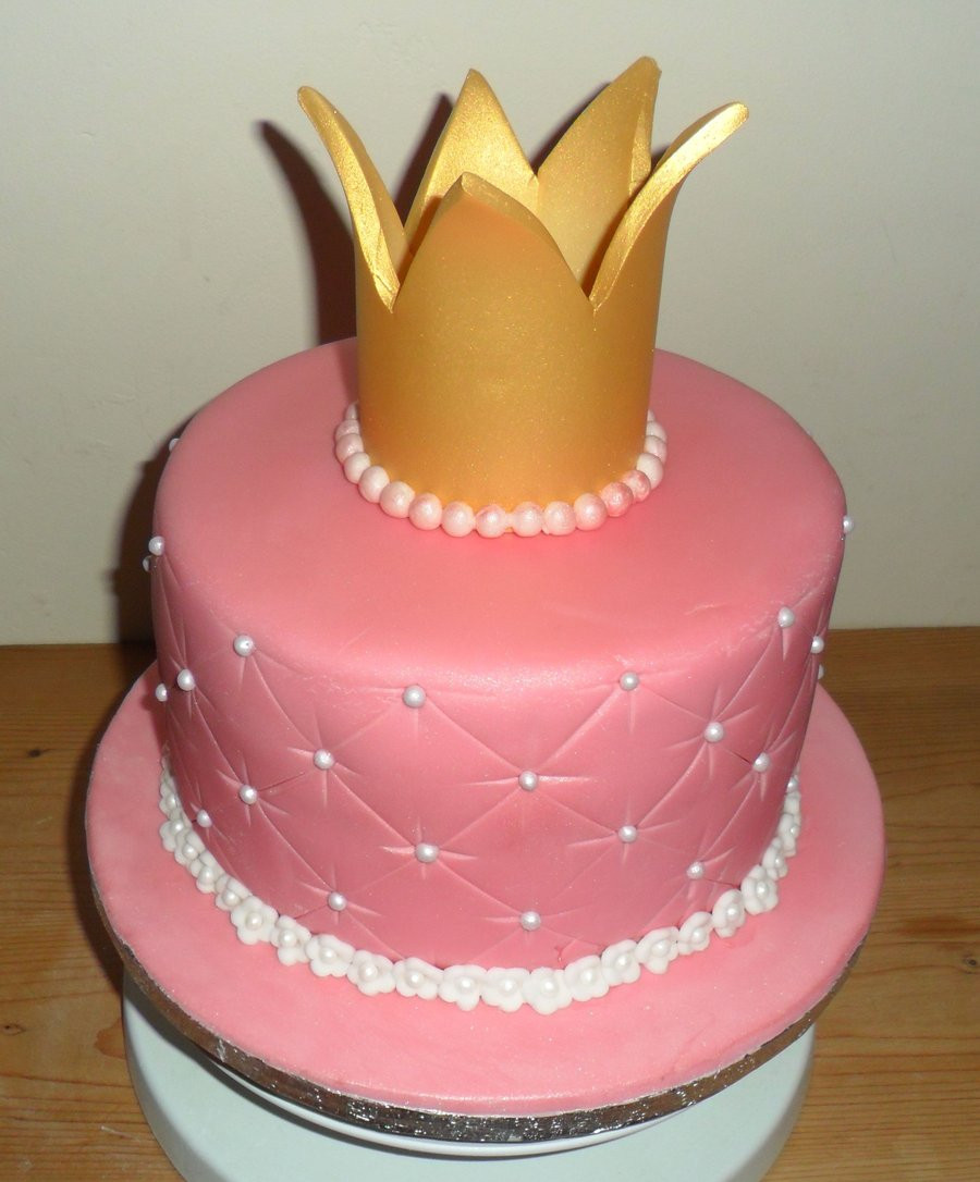 Торт с короной для девочки фото
