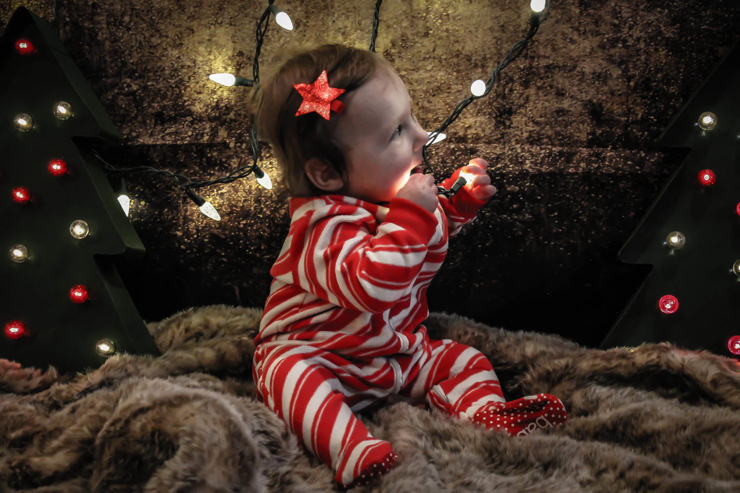 Best ideas about DIY Baby Christmas Pictures
. Save or Pin DIY Baby Christmas Mommy in Leggings Now.