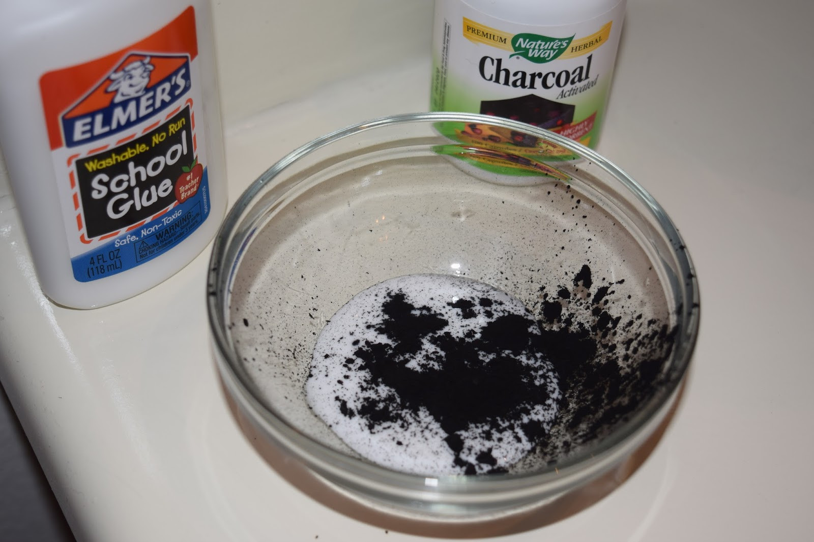 Best ideas about DIY Charcoal Mask With Glue
. Save or Pin Charcoal mask diy Now.