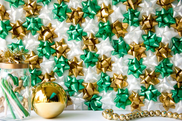 Best ideas about DIY Christmas Photo Backdrop
. Save or Pin DIY Backdrop Round Up Design Dazzle Now.