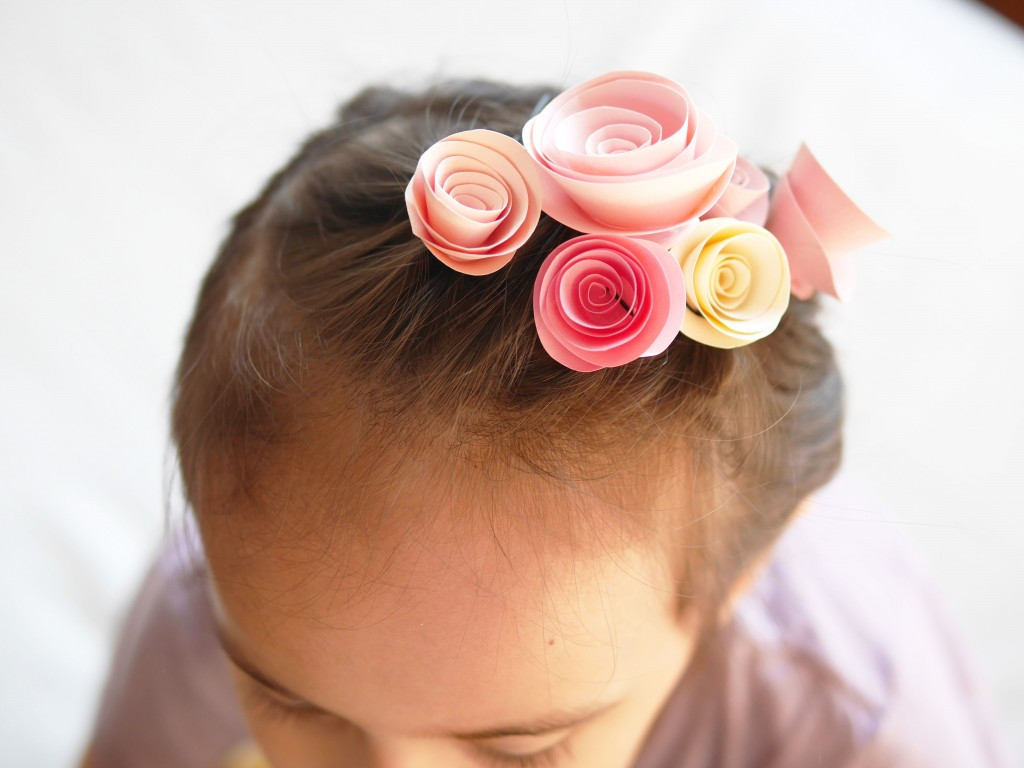 Best ideas about DIY Flower Hair Clips
. Save or Pin DIY paper flowers hair clips for Kids Magazine Now.