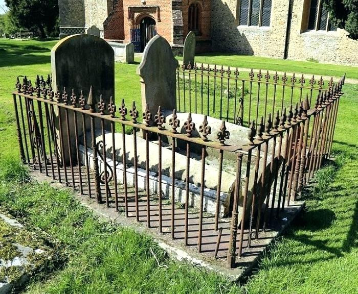 Best ideas about DIY Graveyard Fence
. Save or Pin Halloween Cemetery Fence Halloween Cemetery Fence Diy Now.