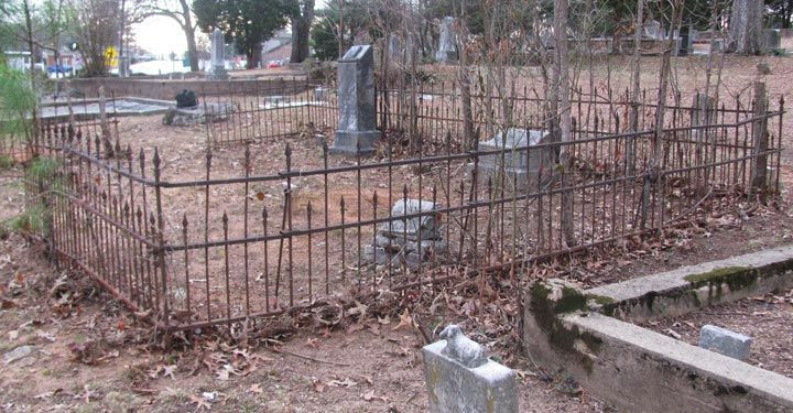 Best ideas about DIY Graveyard Fence
. Save or Pin 17 Best images about Halloween Cemetery on Pinterest Now.