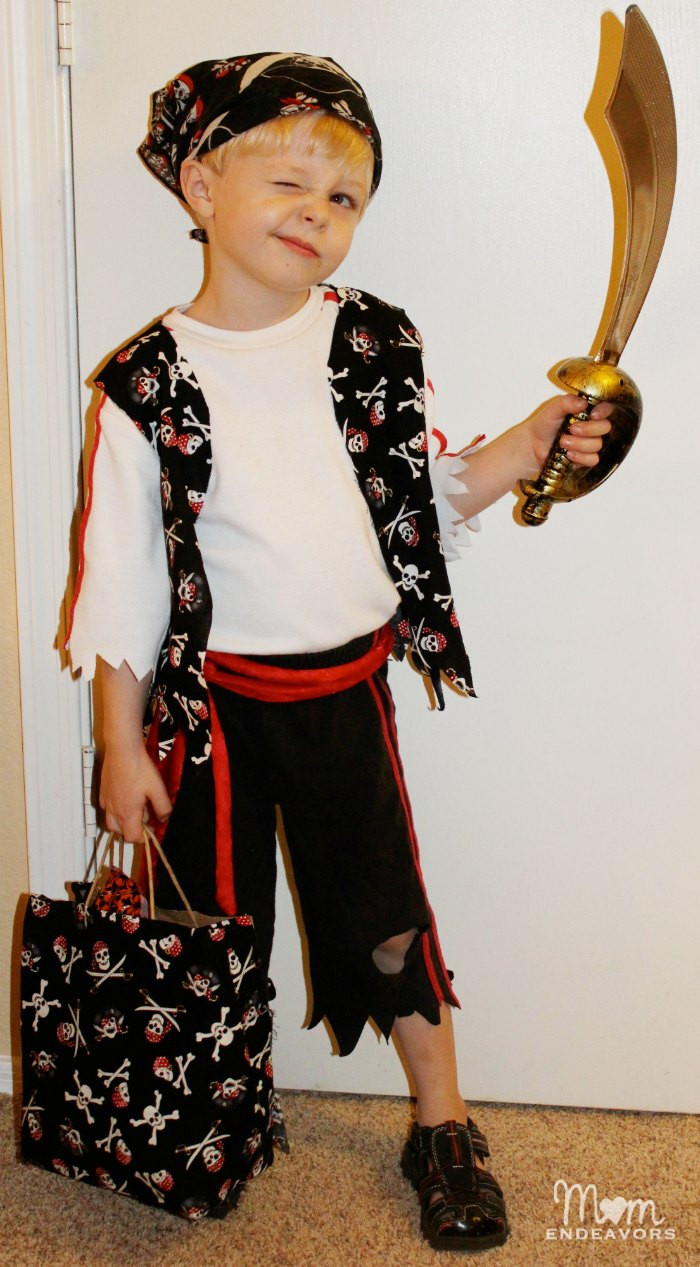 Best ideas about DIY Kids Pirate Costumes
. Save or Pin Quick & Easy DIY Pirate Halloween Costume Now.