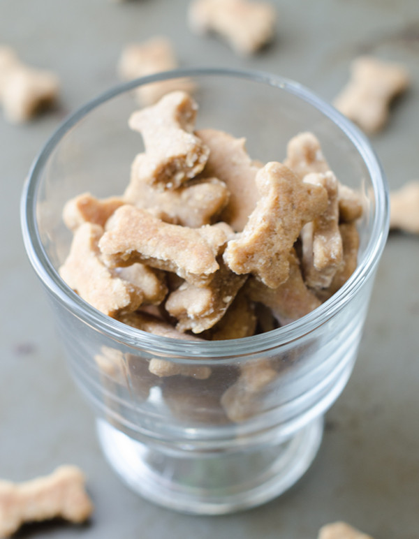 Best ideas about DIY Peanut Butter Dog Treats
. Save or Pin Homemade Peanut Butter Dog Treats Now.