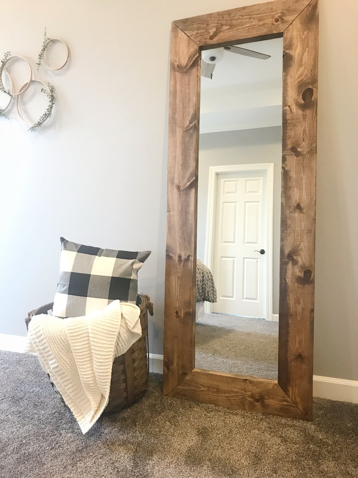 Best ideas about DIY Wood Mirror Frame
. Save or Pin How to Build a DIY Wood Mirror Frame The Holtz House Now.