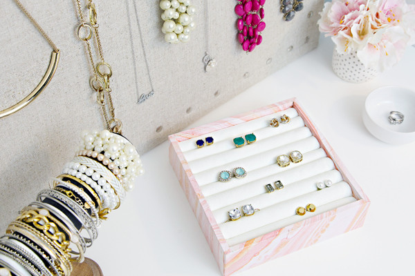 Best ideas about Earring Organizer DIY
. Save or Pin DIY Ring & Earring Jewelry Organizer Now.