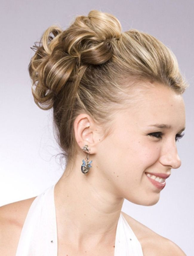 Best ideas about Easy Hairstyles For Party
. Save or Pin Simple Wedding Party Hairstyles For Long Hair You Can Do Now.