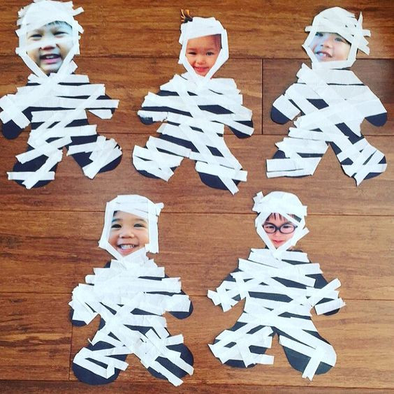Best ideas about Halloween Craft Ideas For Preschoolers
. Save or Pin 10 Easy Preschool Halloween Crafts Now.
