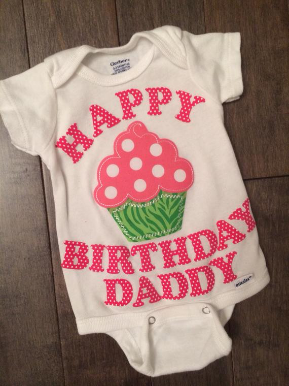 Best ideas about Happy Birthday Daddy Gifts
. Save or Pin Items similar to Happy Birthday Daddy CUPCAKE onesie Now.