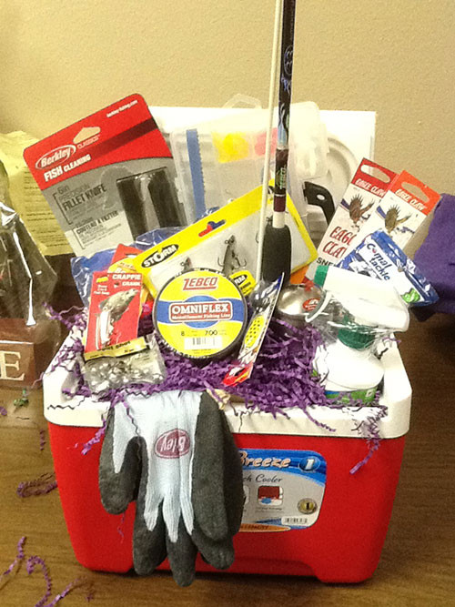 Best ideas about Man Gift Baskets Ideas
. Save or Pin 32 Homemade Gift Basket Ideas for Men Now.