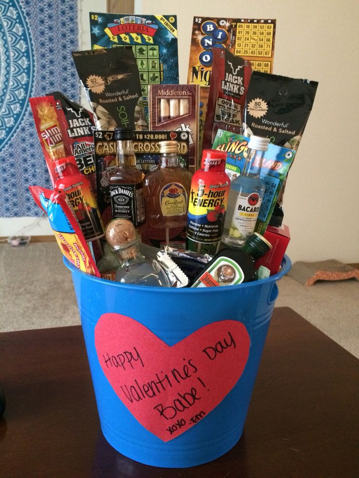 Best ideas about Men Valentines Day Gift Ideas
. Save or Pin Liquor Gift Baskets For Men Gift Ftempo Now.