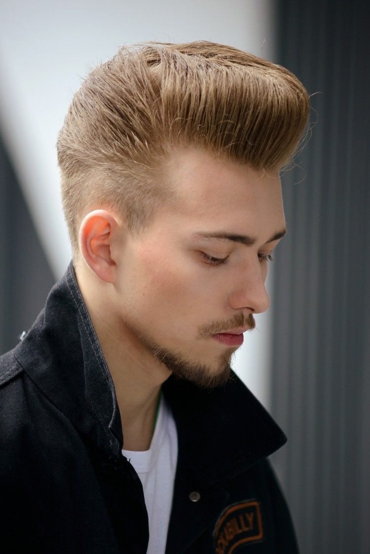 Best ideas about Mens Hairstyles How To
. Save or Pin Coupe Pompadour homme sans fausse note ment l adopter Now.