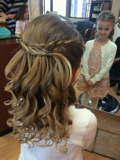 Best ideas about Natural Pageant Hairstyles For Toddlers
. Save or Pin Peinados para niñas para primera union 8 Now.